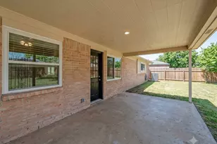 124 Dogwood St, Sugar Land, TX 77478 - Photo 37