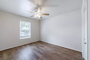 124 Dogwood St, Sugar Land, TX 77478 - Photo 27