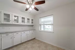 124 Dogwood St, Sugar Land, TX 77478 - Photo 21