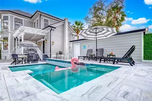1210 Broadway Ave J St, Galveston, TX 77550 - Photo 3