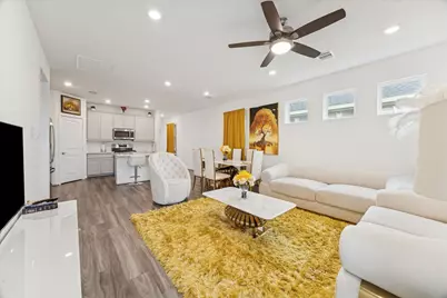 7122 Clearwater Cove Drive, Cypress, TX 77433 - Photo 3