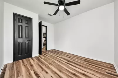 17114 Barcelona Drive, Friendswood, TX 77546 - Photo 17