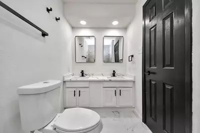 17114 Barcelona Drive, Friendswood, TX 77546 - Photo 23