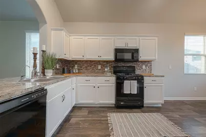5207 Chester Springs Lane, Katy, TX 77449 - Photo 9