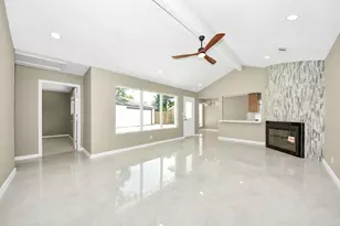 16114 Forest Bend Ave, Friendswood, TX 77546 - Photo 5