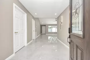 16114 Forest Bend Ave, Friendswood, TX 77546 - Photo 3