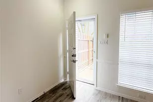 17497 Red Oak Dr, Houston, TX 77090 - Photo 13