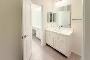 17497 Red Oak Dr, Houston, TX 77090 - Photo 27