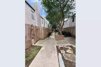 17497 Red Oak Drive #7497, Houston, TX 77090 - Photo 17