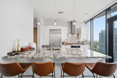 1409 Post Oak Boulevard #1903, Houston, TX 77056 - Photo 1