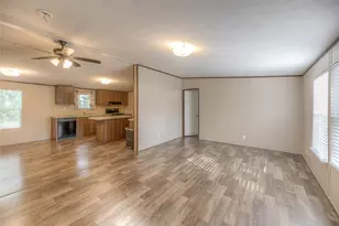 767 Windwood Dr, Livingston, TX 77351 - Photo 5