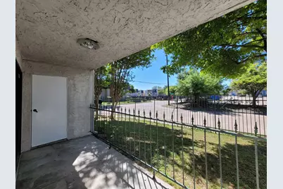2814 S Bartell Drive #10, Houston, TX 77054 - Photo 7