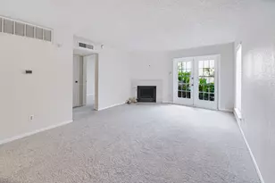 1515 Sandy Springs Rd, Houston, TX 77042 - Photo 5