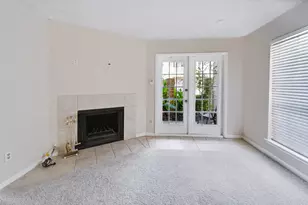 1515 Sandy Springs Rd, Houston, TX 77042 - Photo 3