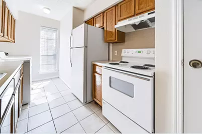 1515 Sandy Springs Road #3001, Houston, TX 77042 - Photo 11