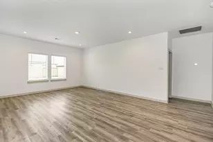 7918 Brumly Ln, Rosharon, TX 77583 - Photo 11