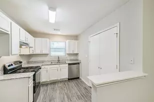 617 Avenue I, Conroe, TX 77301 - Photo 7