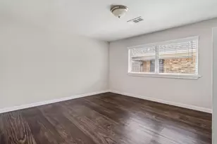 813 Dutch St, Deer Park, TX 77536 - Photo 13