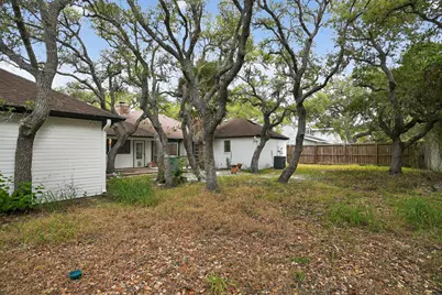 107 Cherry Hills, Rockport, TX 78382 - Photo 27