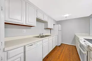 2119 Strand St, Galveston, TX 77550 - Photo 7