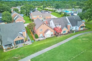 7631 Ameswood Rd, Houston, TX 77095 - Photo 39