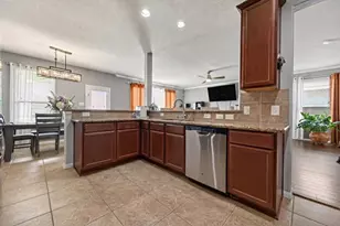 12911 Taper Reach Dr, Tomball, TX 77377 - Photo 7