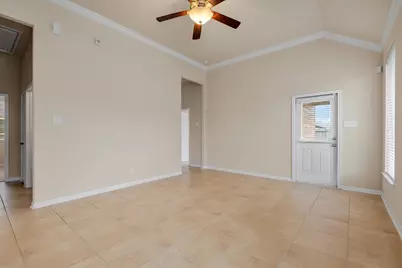 3726 Goldleaf Trail Drive, Katy, TX 77449 - Photo 9