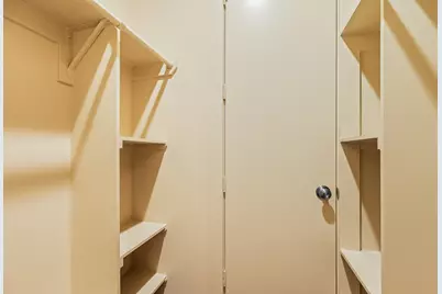 2829 Timmons Lane #201, Houston, TX 77027 - Photo 19