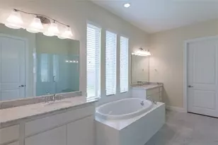 7402 Kearney Hill Ln, Spring, TX 77389 - Photo 13