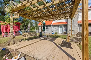 2920 Grace Ln, Highlands, TX 77562 - Photo 37