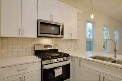 957 Ringold Street, Houston, TX 77088 - Photo 15