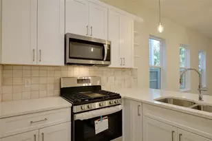 957 Ringold St, Houston, TX 77088 - Photo 15