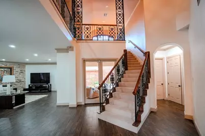 60 Champion Villa Drive, Houston, TX 77069 - Photo 5