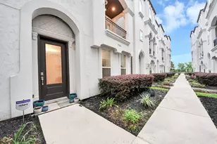 2704 Freund St, Houston, TX 77003 - Photo 3