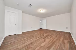 3014 Chenevert St, Houston, TX 77004 - Photo 37