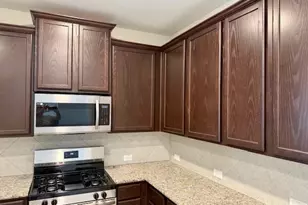 1903 Banna Dr, Houston, TX 77090 - Photo 9