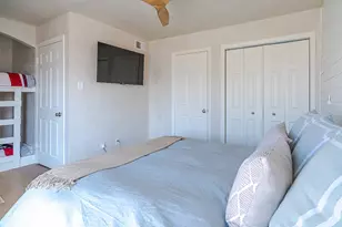 32 Dana Dr, Galveston, TX 77554 - Photo 17