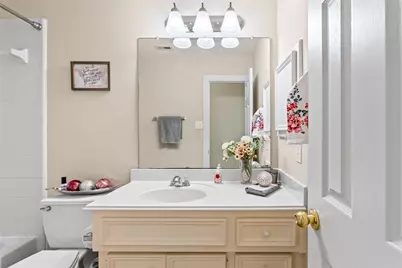 15923 Hurstfield Pointe Drive, Cypress, TX 77429 - Photo 23