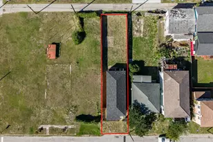 2818 Ave M 1/2, Galveston, TX 77550 - Photo 25