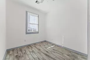 2818 Ave M 1/2, Galveston, TX 77550 - Photo 15