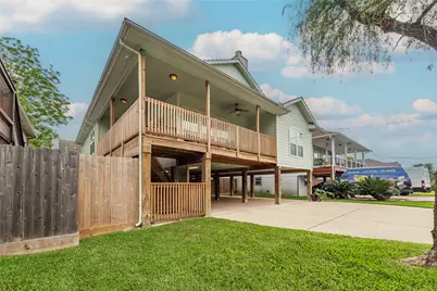 315 West Drive, Kemah, TX 77565 - Photo 7