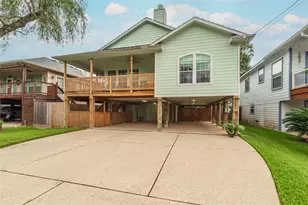 315 West Dr, Kemah, TX 77565 - Photo 1