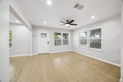 4801 Avenue H, Houston, TX 77011 - Photo 3