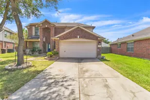 14811 Stocklin Ct, Sugar Land, TX 77498 - Photo 5