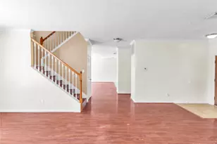 14811 Stocklin Ct, Sugar Land, TX 77498 - Photo 11