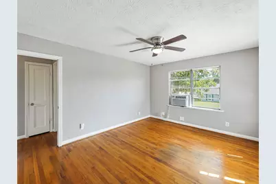 1130 7th Avenue N, Texas City, TX 77590 - Photo 5