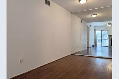 7950 N Stadium Drive #136, Houston, TX 77030 - Photo 3