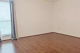 7950 N Stadium Dr, Houston, TX 77030 - Photo 7