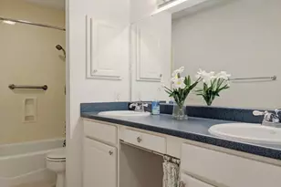 7950 N Stadium Dr, Houston, TX 77030 - Photo 9