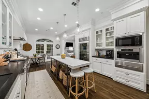 3036 Locke Ln, Houston, TX 77019 - Photo 15